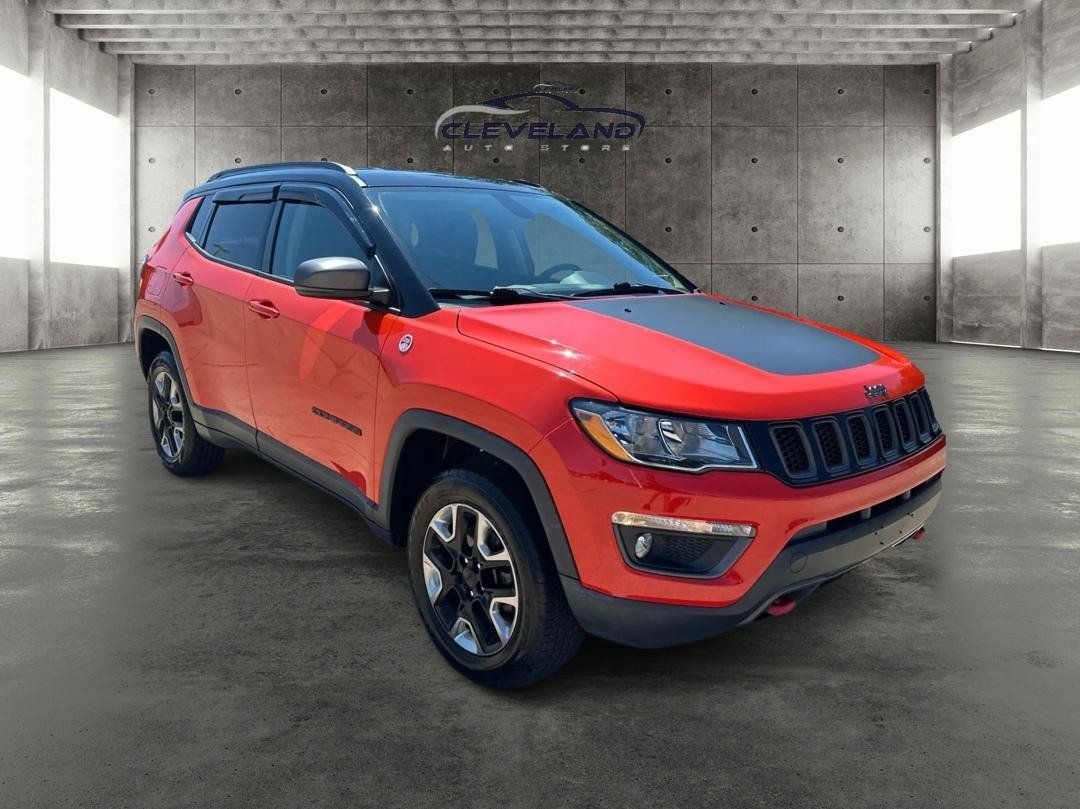 Used 2017 Jeep Compass Trailhawk w/ Leather Interior Group AWD/4WD image 1