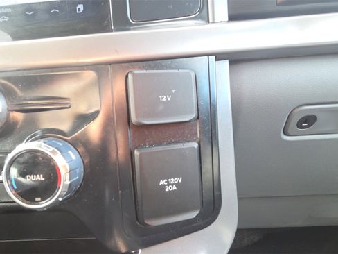 Used 2024 Ford F150 XLT w/ Mobile Office Package image 31