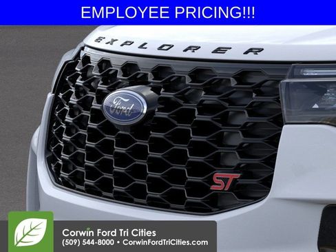 New 2026 Ford Explorer ST AWD/4WD image 17