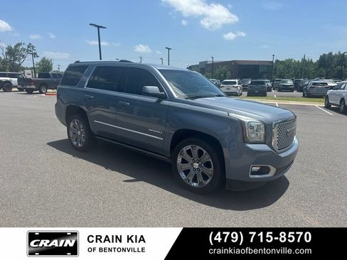 Used 2015 GMC Yukon Denali w/ Premium Package AWD/4WD image 2