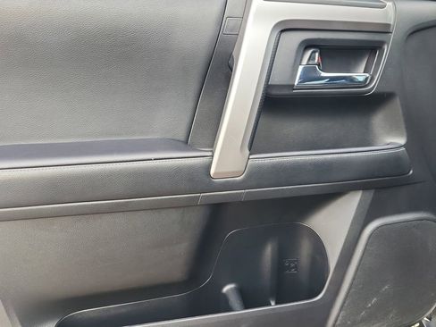 Used 2021 Toyota 4Runner SR5 image 6