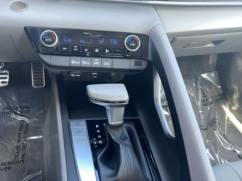 Certified 2025 Hyundai Elantra Sport image 14