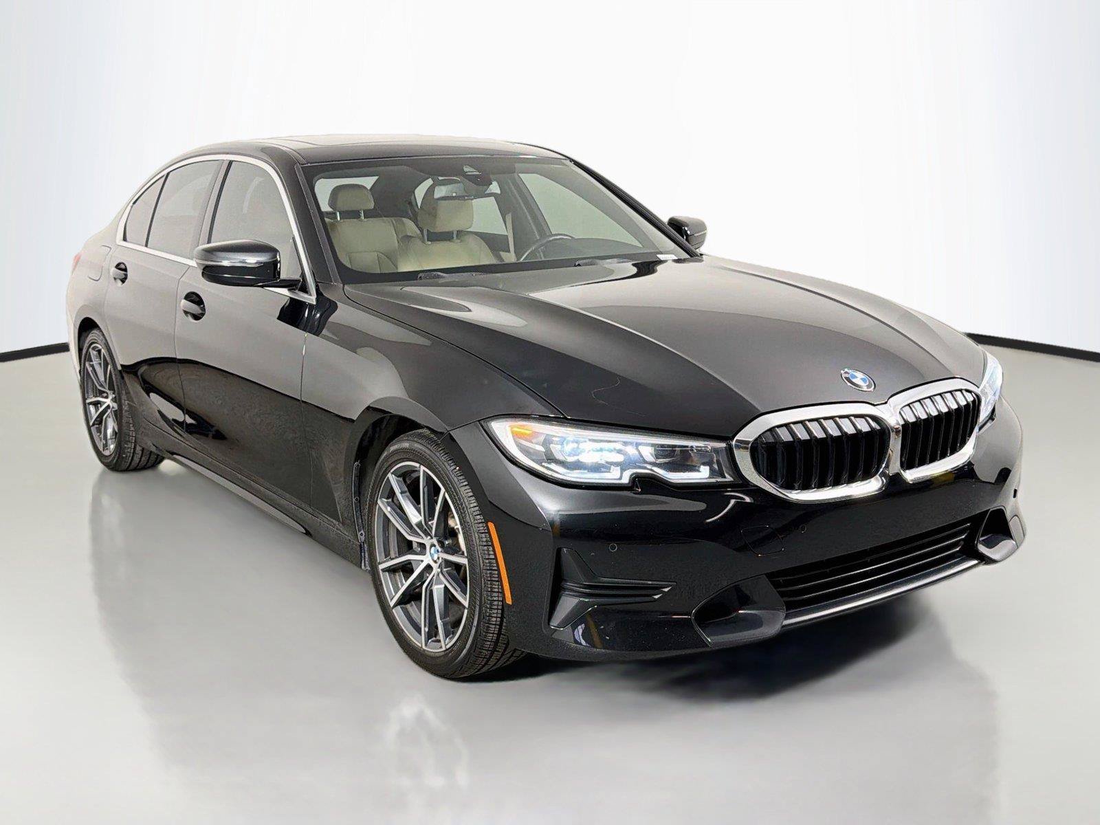 Used 2021 BMW 330i Sedan w/ Driving Assistance Package RWD image 4