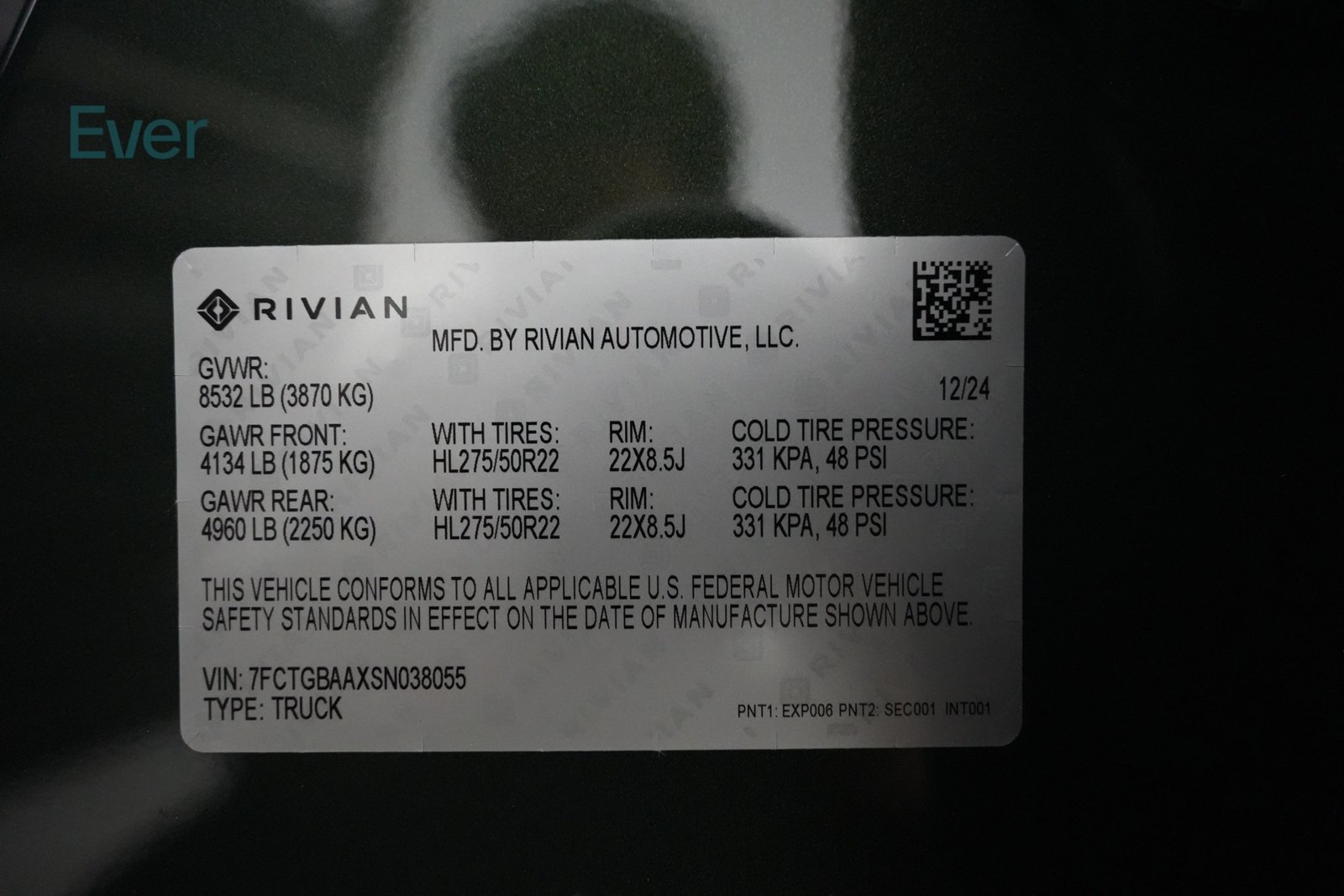 Used 2025 Rivian R1T Adventure Dual AWD/4WD image 30