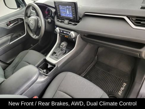 Used 2021 Toyota RAV4 XLE AWD/4WD image 19