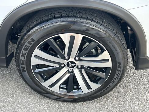 Used 2025 Mitsubishi Outlander Sport SEL image 14