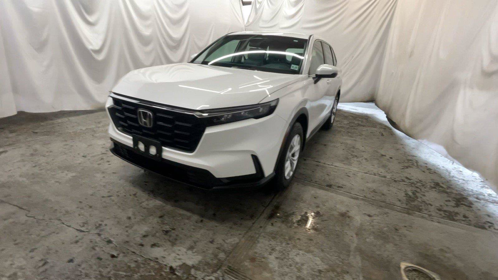 Used 2024 Honda CR-V LX image 15