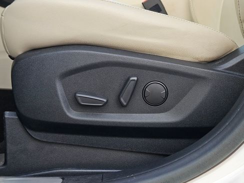 Used 2020 Ford Edge Titanium image 20