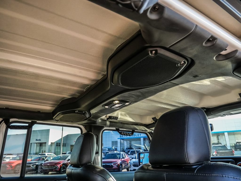 Used 2021 Jeep Gladiator Mojave AWD/4WD image 26