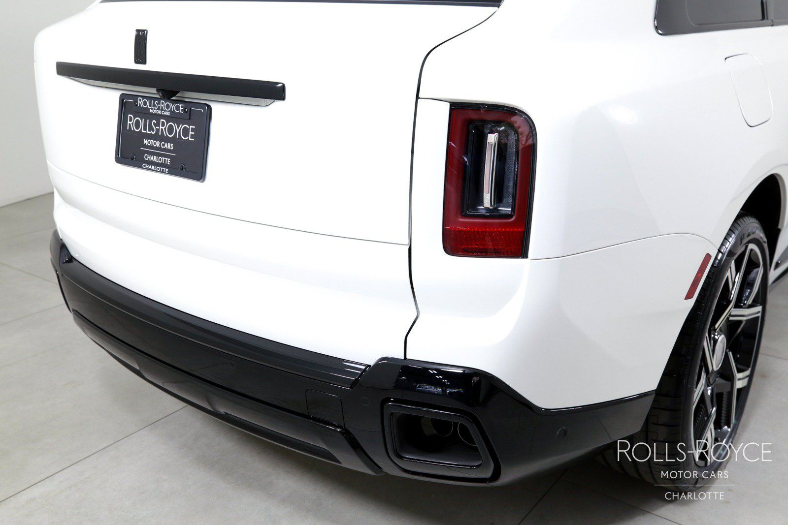 Used 2026 Rolls-Royce Cullinan AWD/4WD image 48