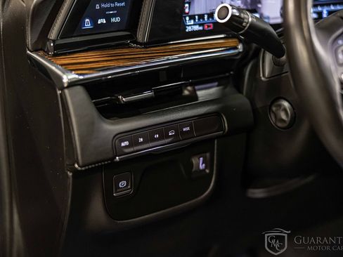 Used 2021 Cadillac Escalade ESV Premium Luxury w/ LPO, Floor Liner Package AWD/4WD image 22