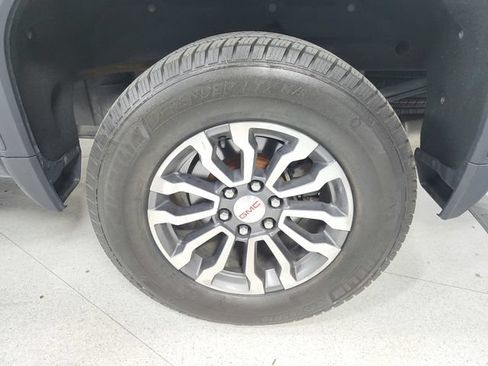 Used 2020 GMC Sierra 1500 AT4 w/ AT4 Premium Package AWD/4WD image 15