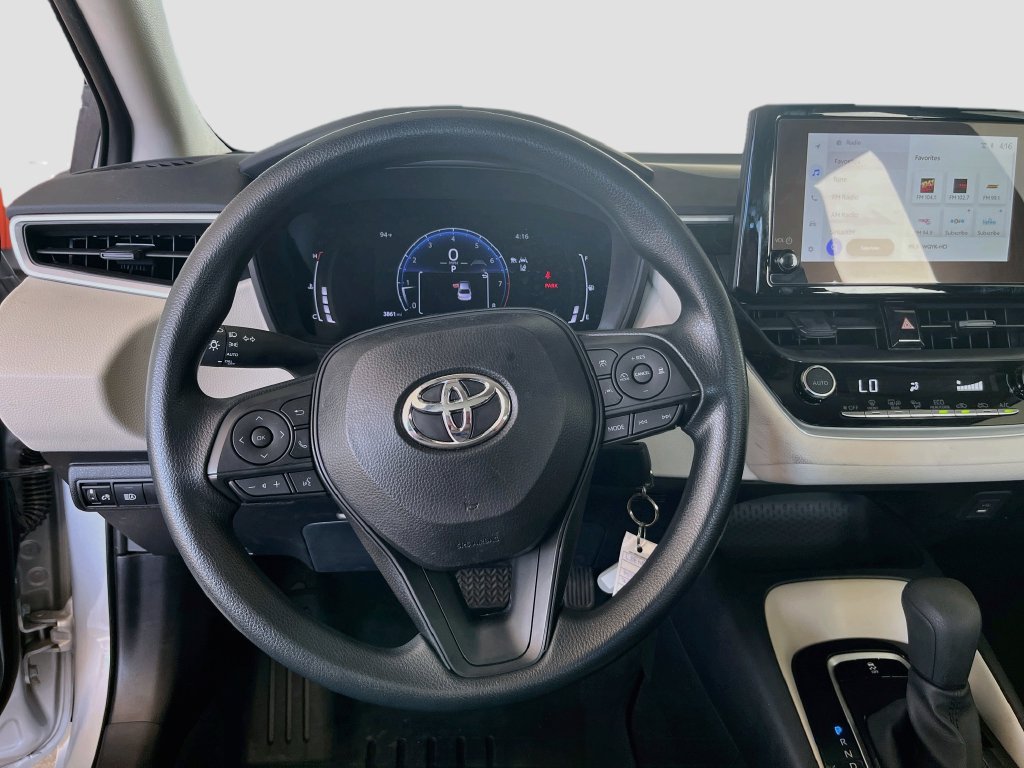 Used 2026 Toyota Corolla LE FWD image 11