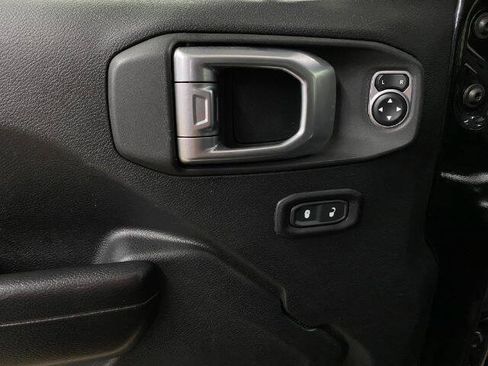 Used 2020 Jeep Wrangler Sport AWD/4WD image 11
