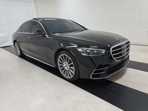 Used 2021 Mercedes-Benz S 580 4MATIC Sedan image 3