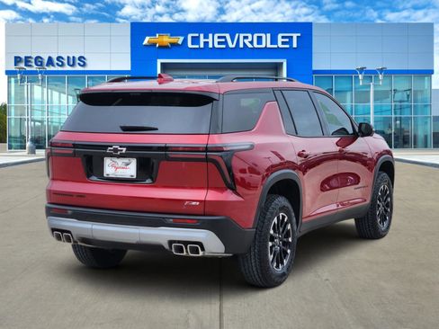 New 2026 Chevrolet Traverse Z71 w/ Driver Confidence Package AWD/4WD image 4