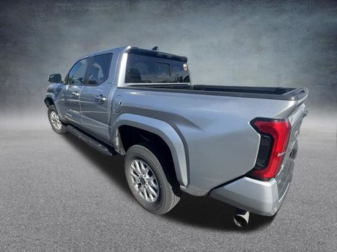 Used 2024 Toyota Tacoma SR5 image 6