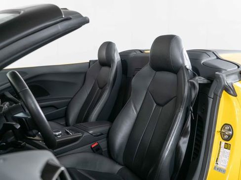 Used 2021 Audi R8 V10 image 15