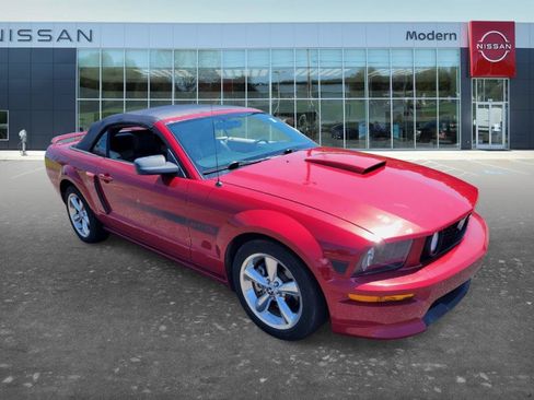 Used 2008 Ford Mustang GT Premium RWD image 3