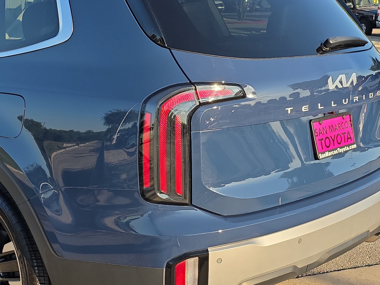 Used 2024 Kia Telluride SX Prestige AWD/4WD image 30