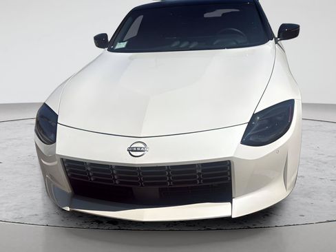 Used 2026 Nissan Z Sport w/ Floor Mat Package RWD image 2