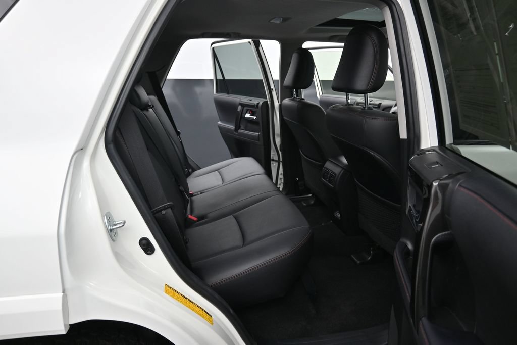 Used 2021 Toyota 4Runner Venture w/ Moonroof Package AWD/4WD image 33