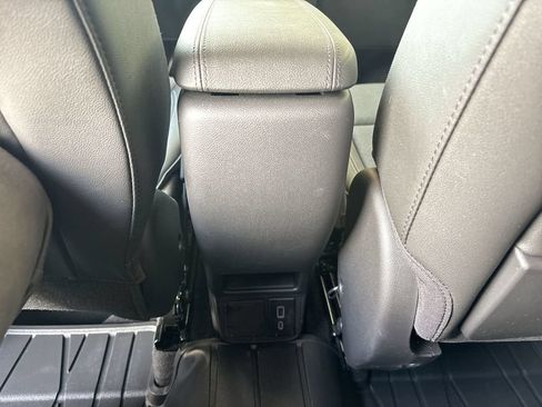 Certified 2025 Buick Encore GX Preferred w/ Comfort Package AWD/4WD image 20