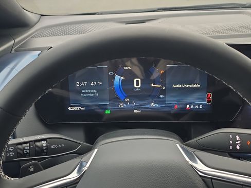 New 2026 Chevrolet Equinox EV LT image 28