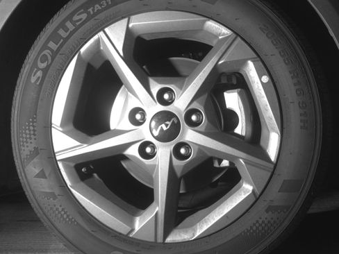 Used 2025 Kia K4 LXS image 13