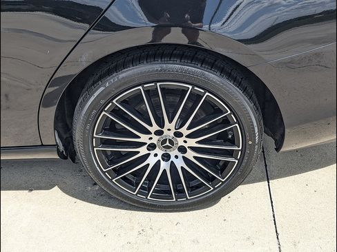 Used 2023 Mercedes-Benz C 300 4MATIC Sedan image 13