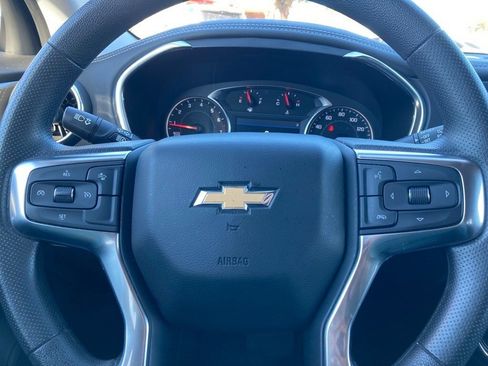 Used 2025 Chevrolet Blazer LT image 19