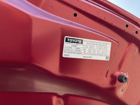 Used 2026 Toyota Corolla LE FWD image 24