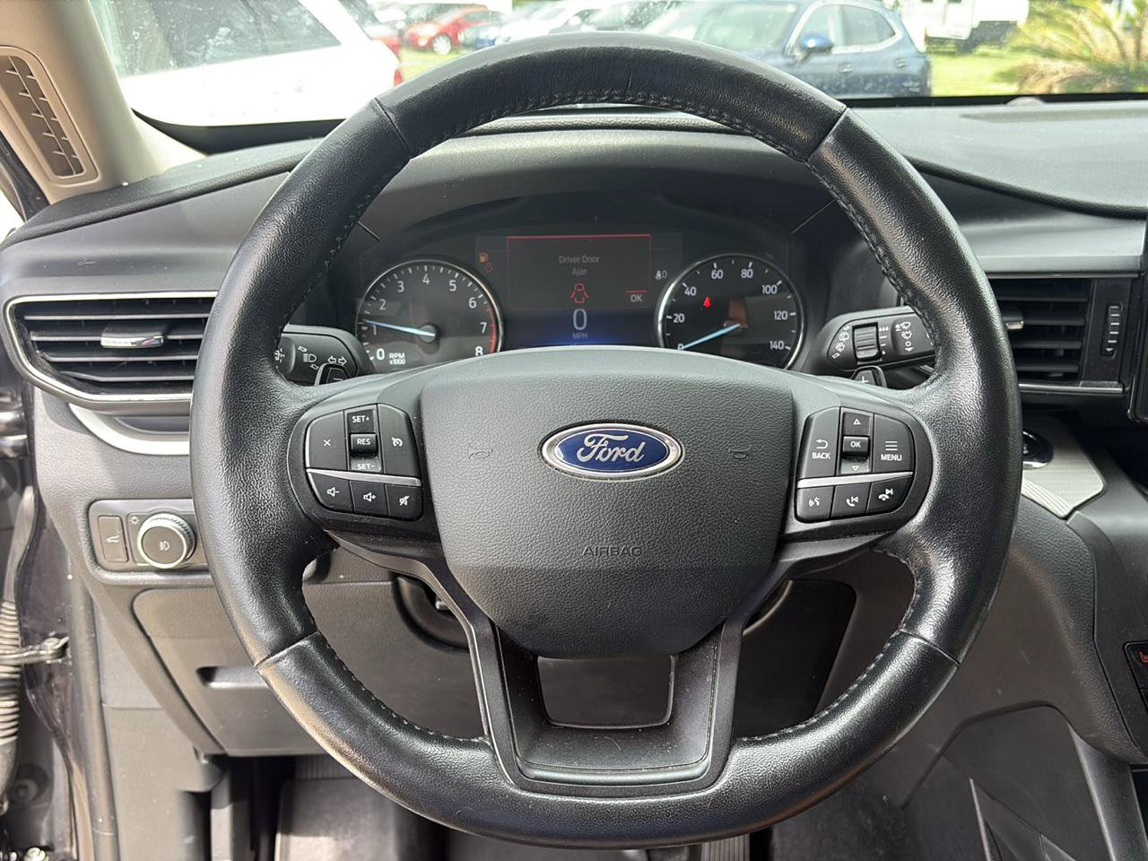 Used 2020 Ford Explorer XLT w/ Equipment Group 202A AWD/4WD image 11