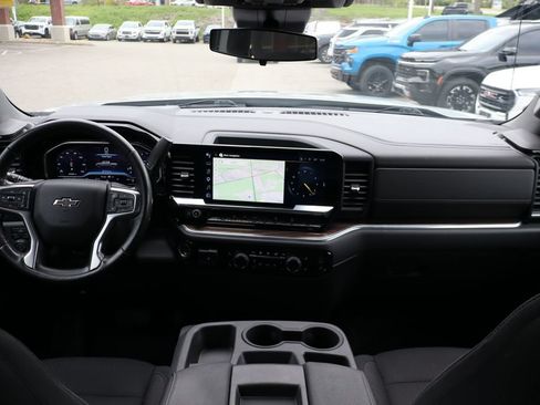 Used 2022 Chevrolet Silverado 1500 RST w/ Z71 Off-Road Package AWD/4WD image 40
