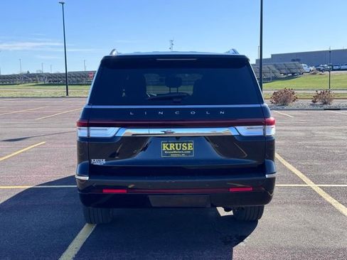 Used 2024 Lincoln Navigator L Reserve image 31