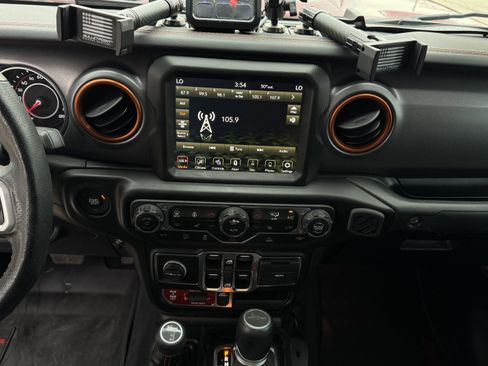 Used 2022 Jeep Gladiator Mojave w/ LED Lighting Group image 20