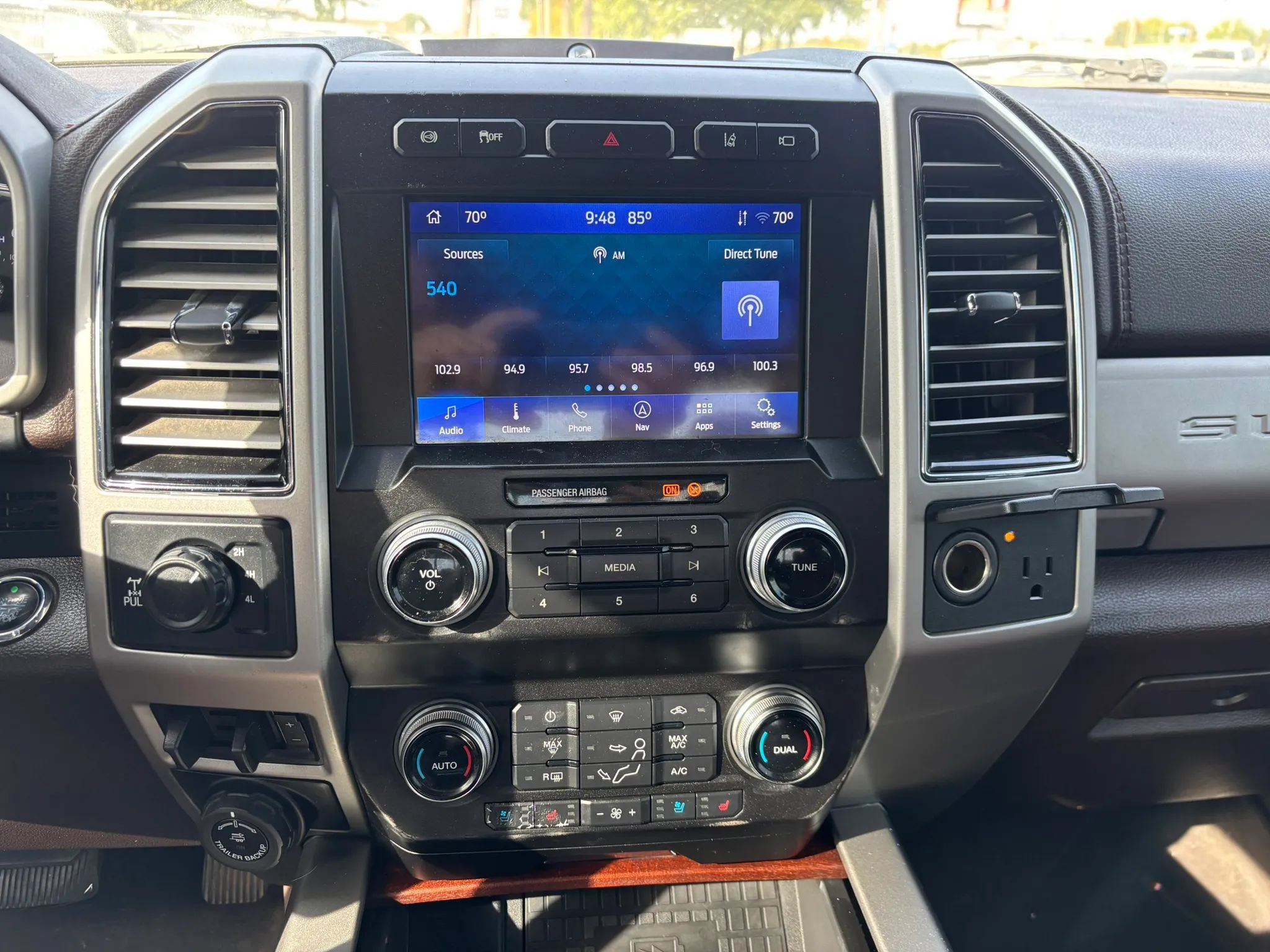 Used 2021 Ford F250 King Ranch w/ King Ranch Ultimate Package AWD/4WD image 25