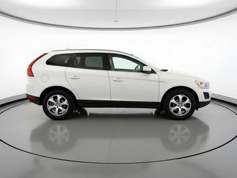 Used 2013 Volvo XC60 3.2 image 5