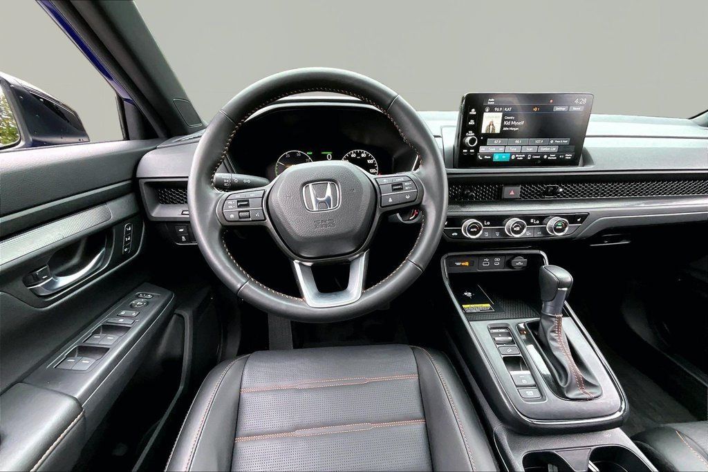 Used 2025 Honda CR-V Sport-L image 9