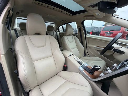 Used 2016 Volvo S60 T5 Inscription Platinum image 21