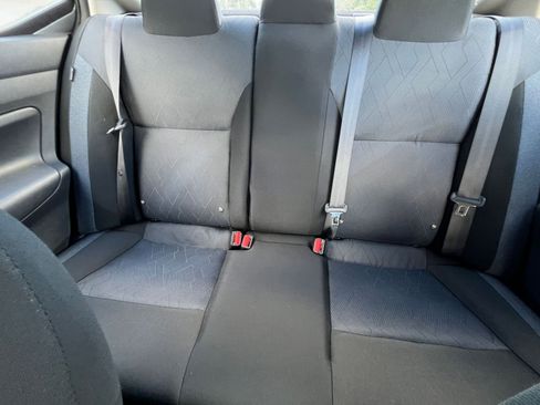 Used 2025 Nissan Versa SV FWD image 38