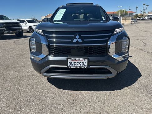 Used 2025 Mitsubishi Outlander SEL AWD/4WD image 2