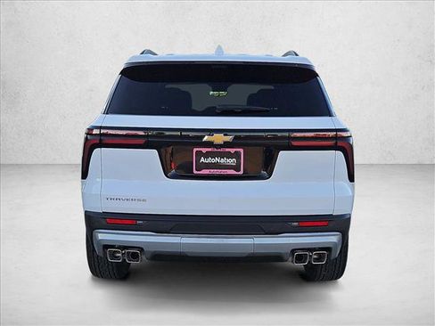 New 2026 Chevrolet Traverse LT w/ Driver Confidence Package FWD image 8