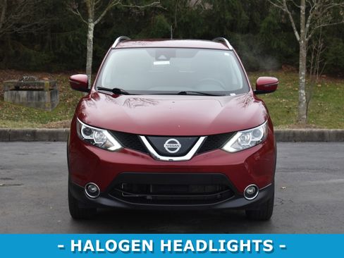 Used 2019 Nissan Rogue Sport SV w/ All-Weather Package image 2