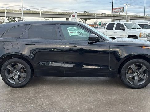 Used 2020 Land Rover Range Rover Velar R-Dynamic S image 6