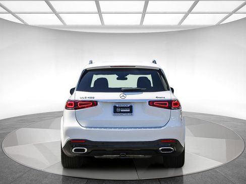 Certified 2023 Mercedes-Benz GLS 450 4MATIC image 3