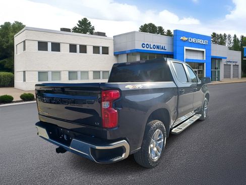 Used 2023 Chevrolet Silverado 1500 LT AWD/4WD image 4