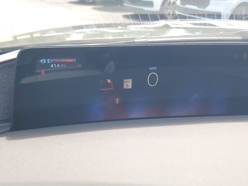 New 2026 Lincoln Navigator Reserve AWD/4WD image 18