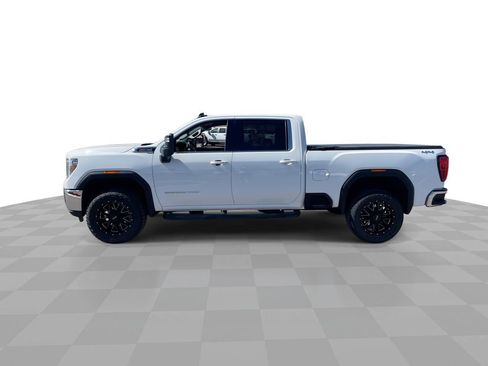 Used 2022 GMC Sierra 2500 SLE w/ SLE Value Package; image 5