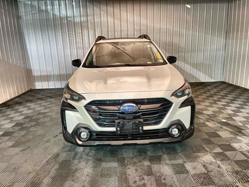 Used 2024 Subaru Outback Onyx Edition image 3